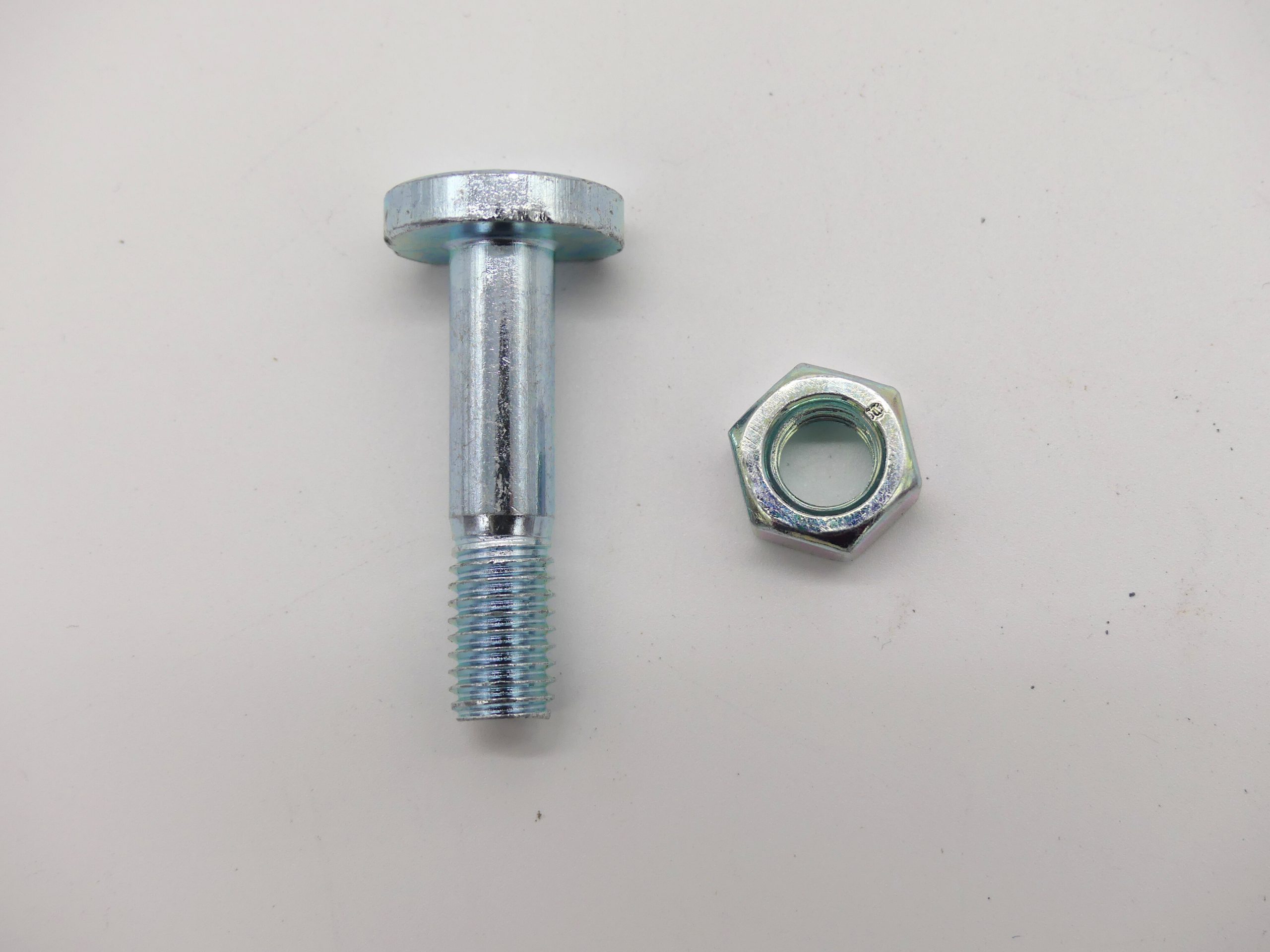 Rear Sprocket nut/bolt