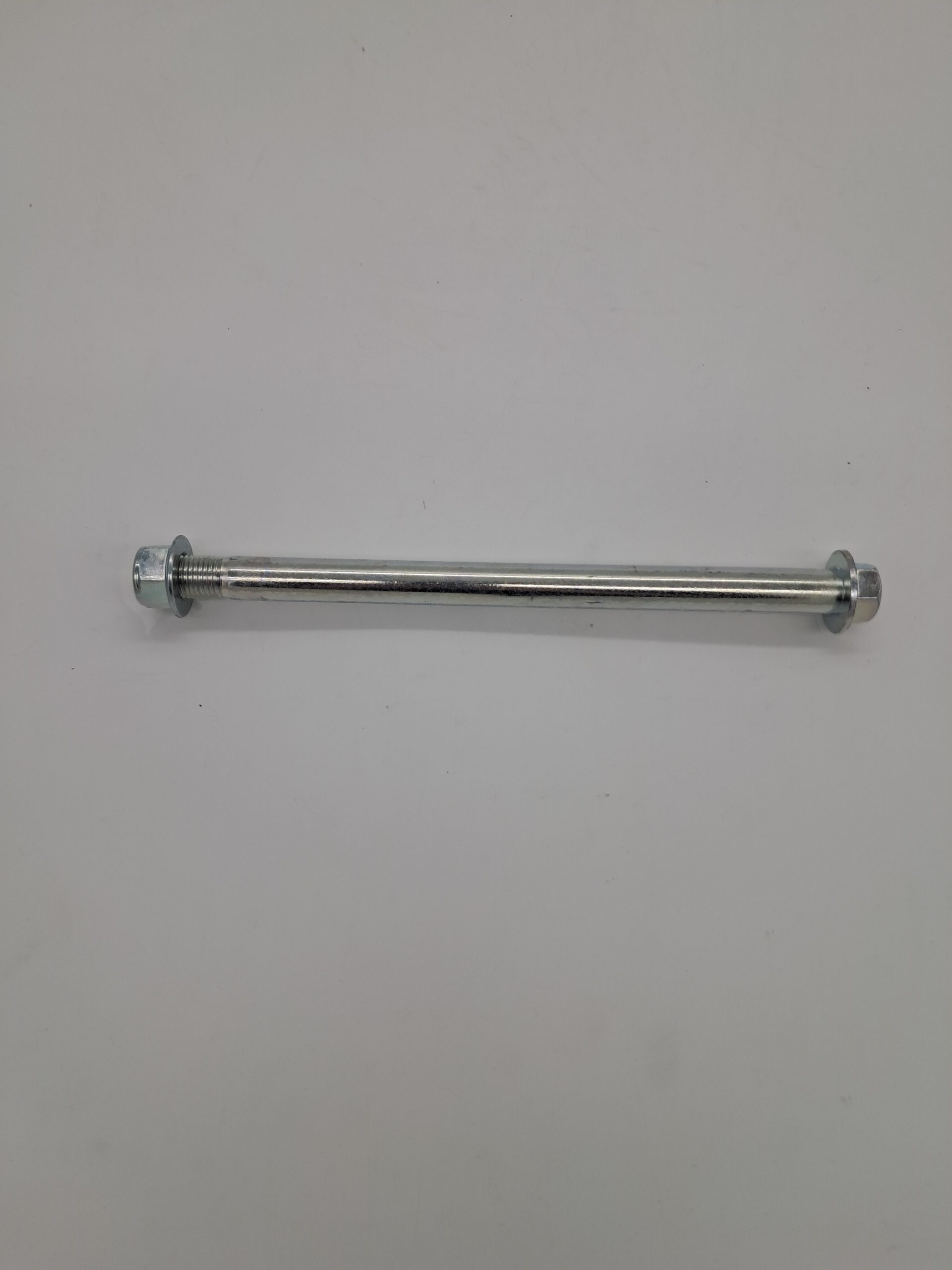 Rear spindle