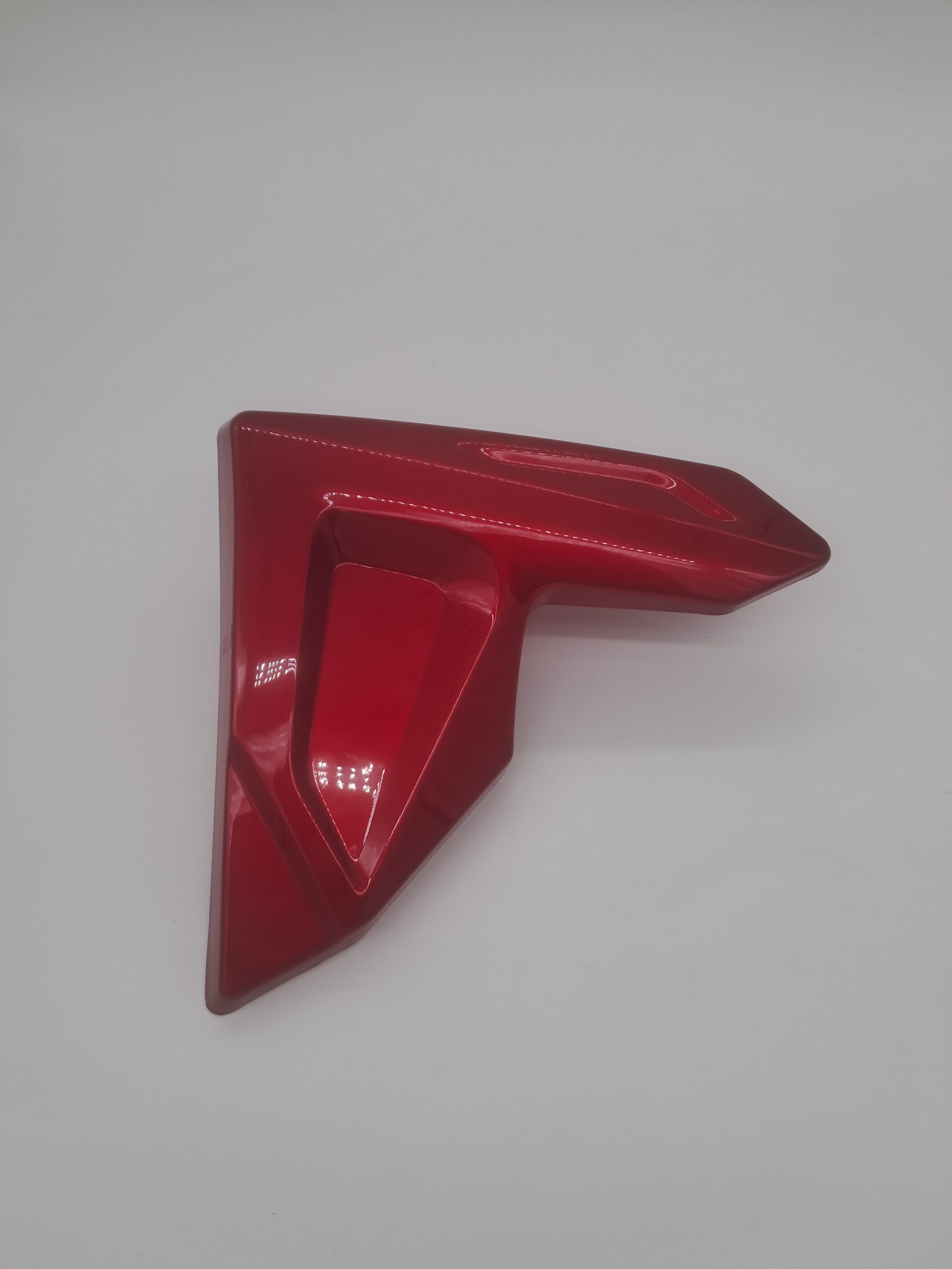 F30 tank scoop Met Red LH