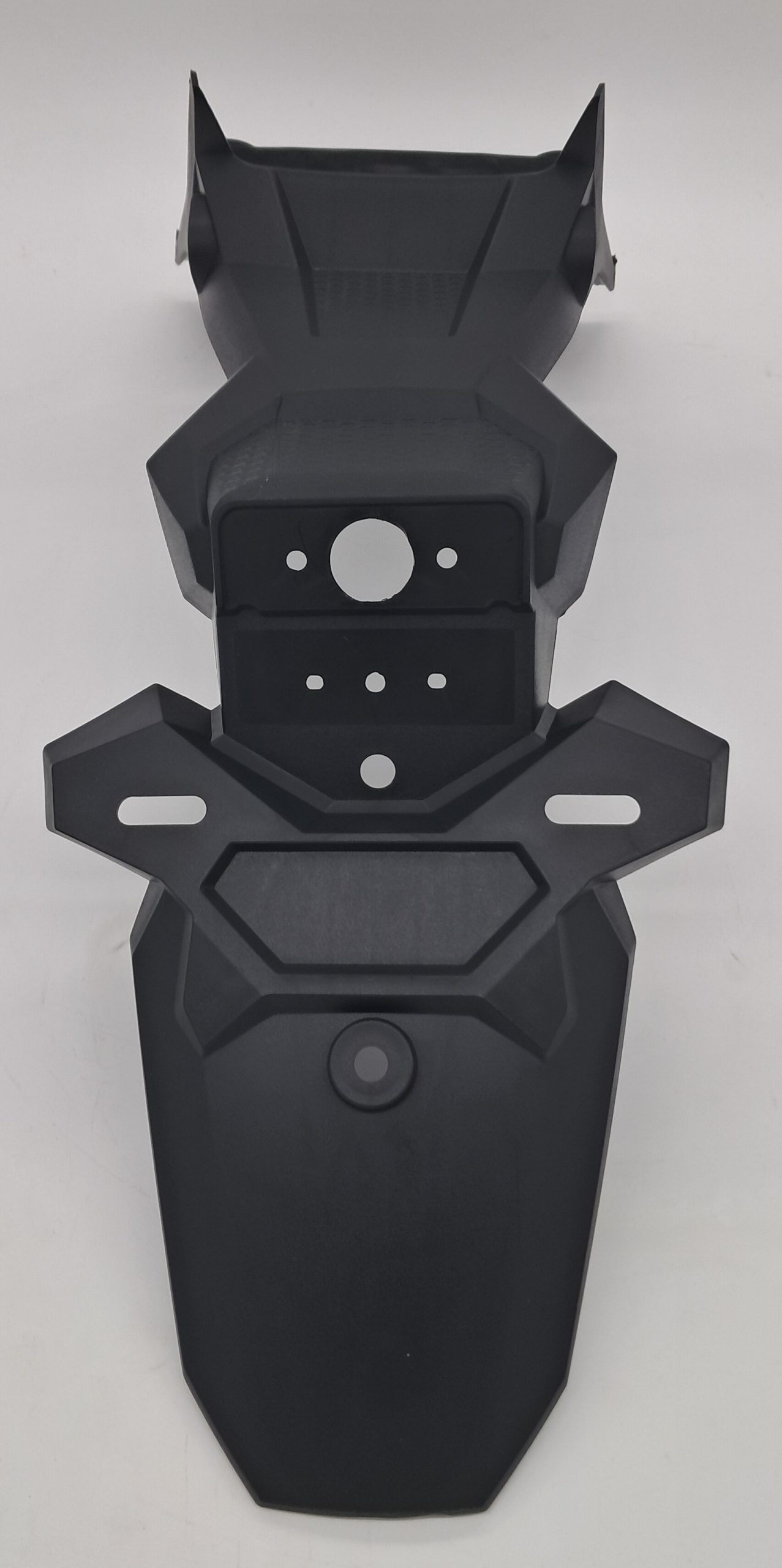 Outer rear fender