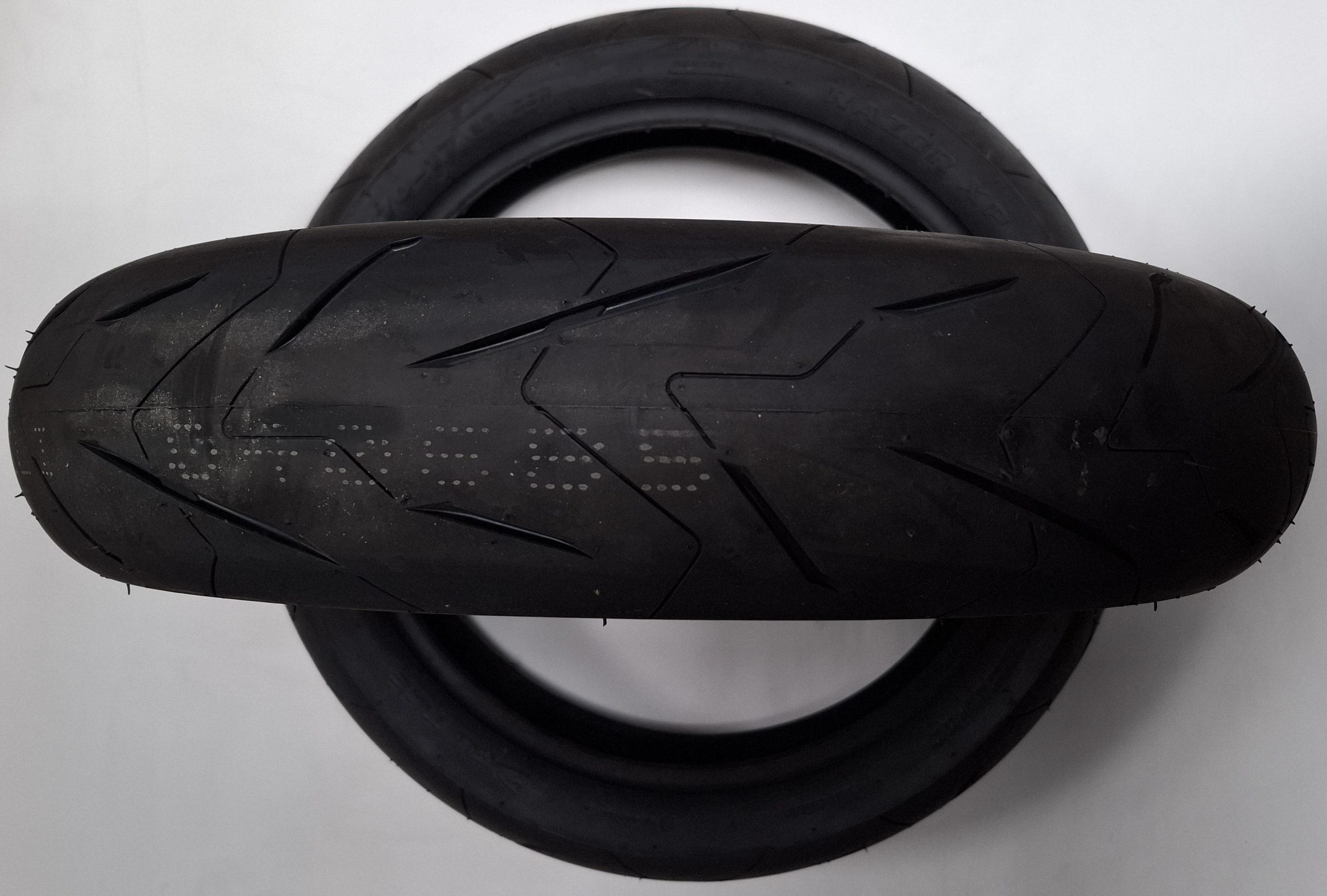 110 70 x 17 Front tyre