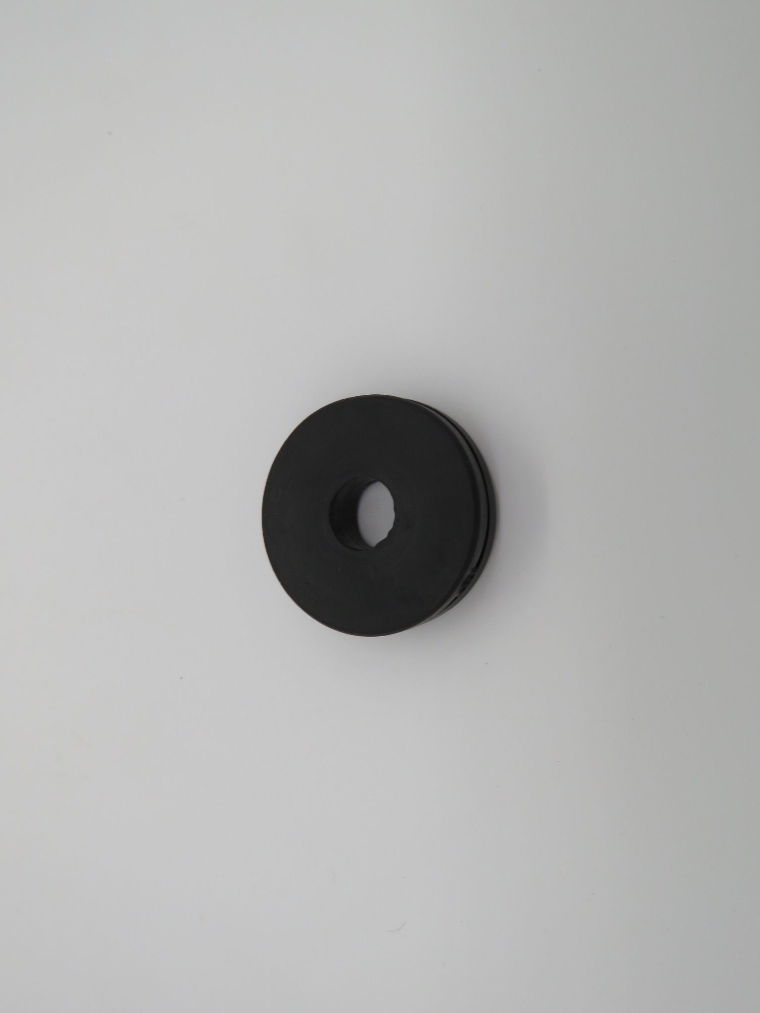 KP125 Side Panel Grommet