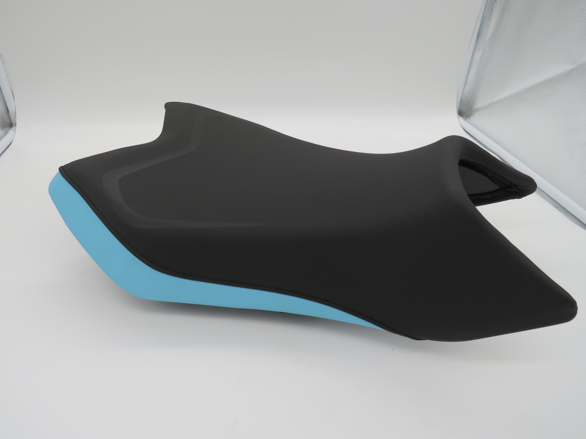 KP125 Riders Seat Blue