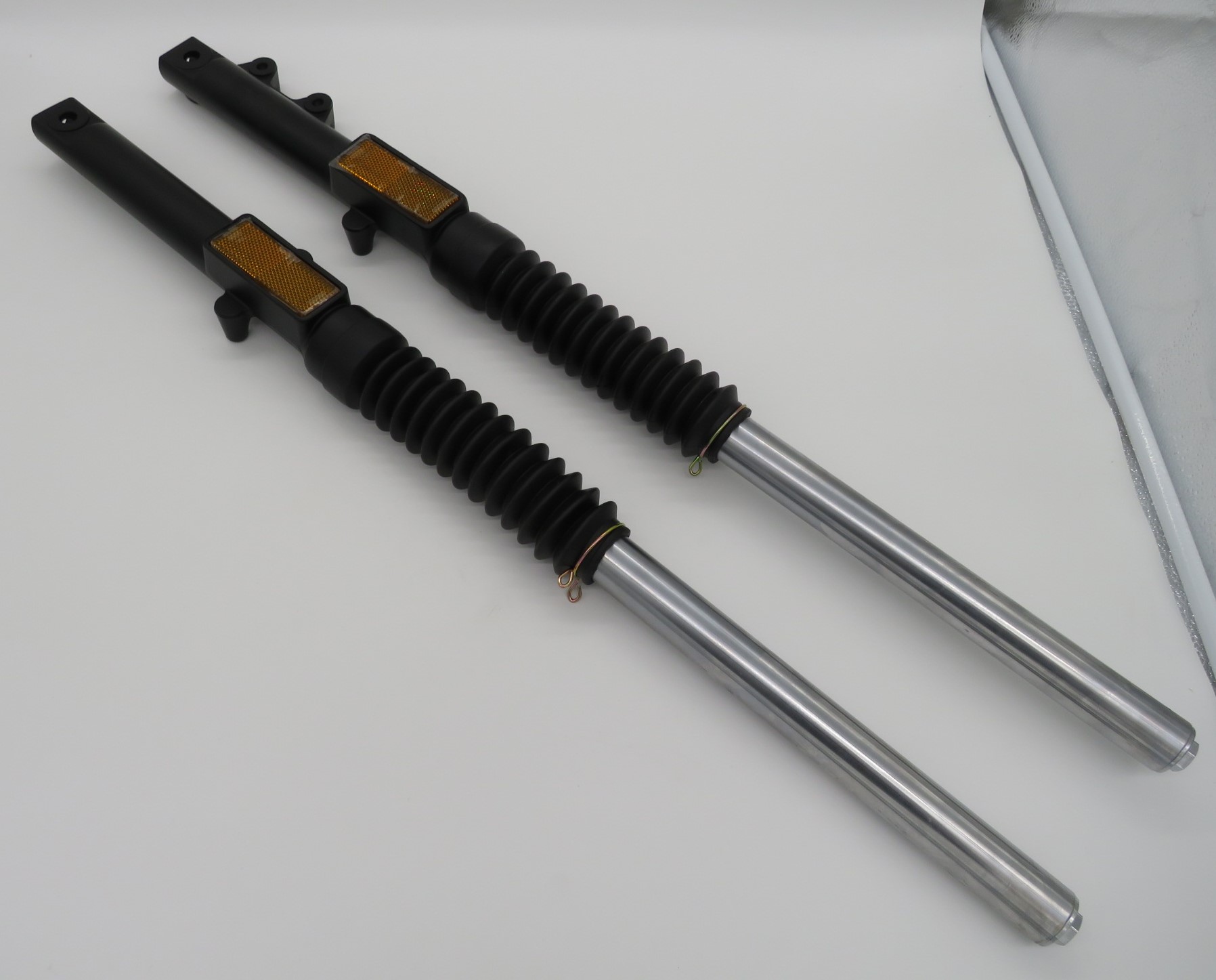 KP125 Front Forks