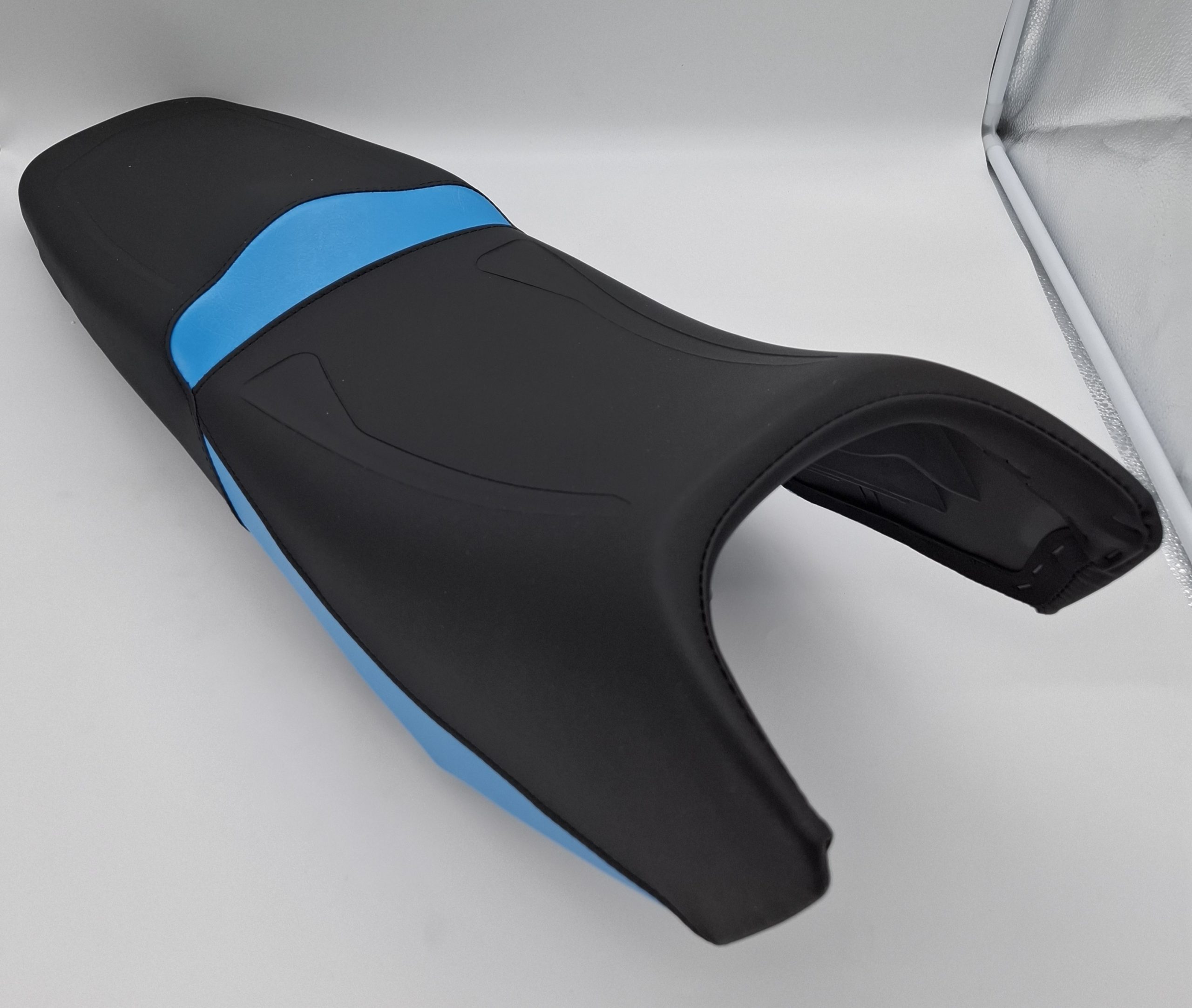 F30R BLUE SEAT