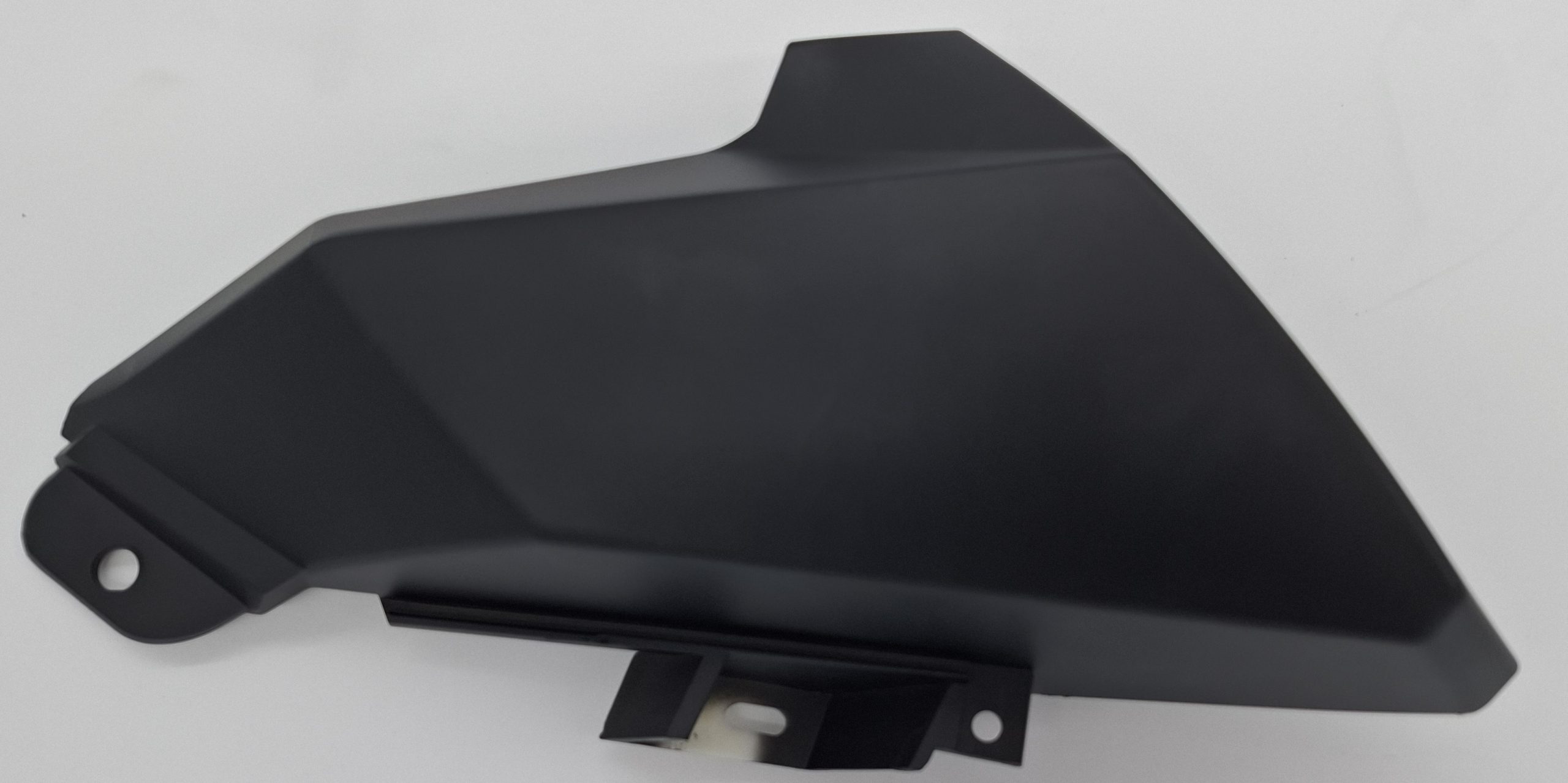 KP125 RH TANK SCOOP